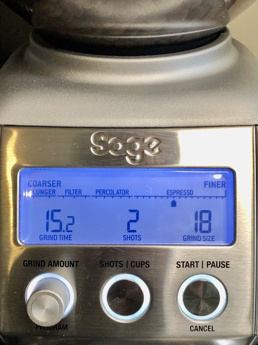 The Smart Grinder Pro LCD display
